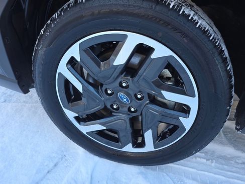 Certified 2025 Subaru Forester Limited image 31