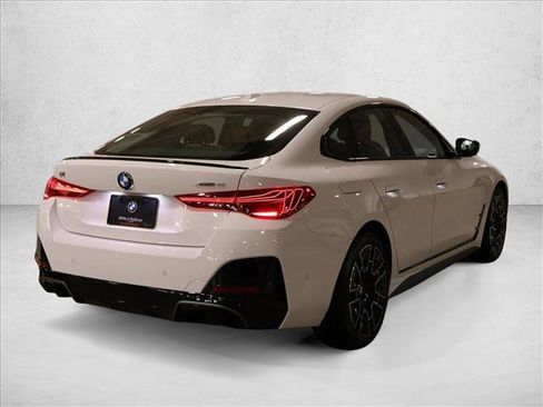 Used 2026 BMW i4 xDrive40i w/ M Sport Package AWD/4WD image 2