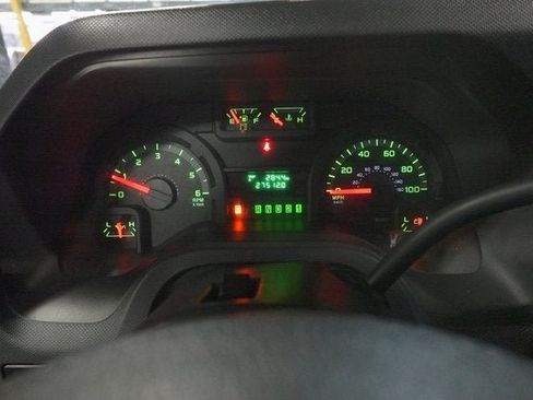 Used 2011 Ford E-350 and Econoline 350 Super Duty w/ Insulation Pkg image 13