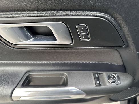 Used 2020 Ford Mustang Coupe w/ Black Accent Package image 27