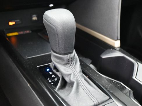 Used 2025 Toyota Camry LE FWD image 31