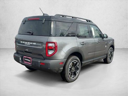 New 2025 Ford Bronco Sport Outer Banks image 2