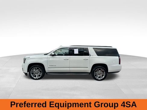 Used 2019 GMC Yukon XL SLT w/ Premium Edition image 2