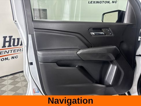 Used 2024 GMC Canyon Elevation w/ Convenience Package AWD/4WD image 10