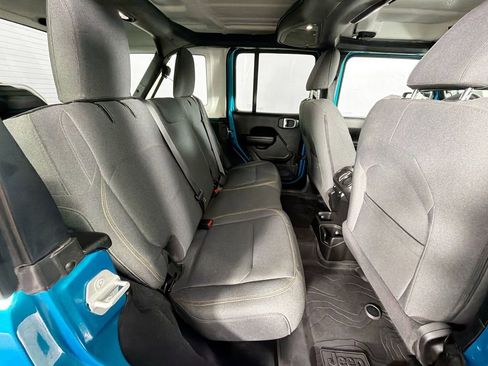 Used 2024 Jeep Wrangler Willys image 26