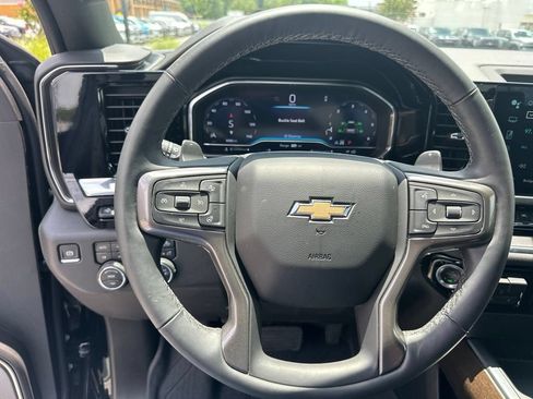 Used 2024 Chevrolet Silverado 1500 High Country w/ High Country Premium Package AWD/4WD image 13