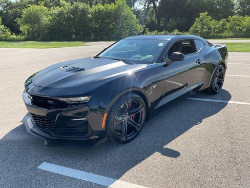 Used 2024 Chevrolet Camaro SS RWD image 43