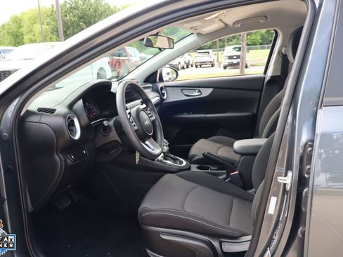 Used 2023 Kia Forte LXS FWD image 24