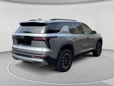 Used 2026 Chevrolet Traverse Z71 AWD/4WD image 5