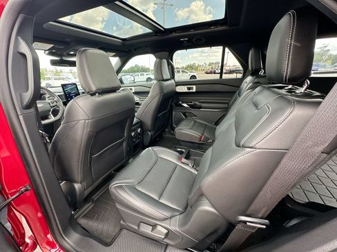 Used 2021 Ford Explorer ST w/ Equipment Group 401A AWD/4WD image 4