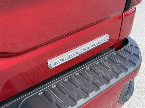 Used 2021 GMC Sierra 1500 Elevation image 13