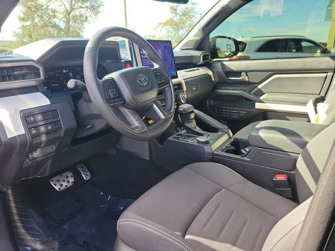 Used 2024 Toyota Tacoma TRD Sport image 19
