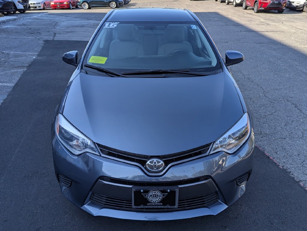 Used 2016 Toyota Corolla LE FWD image 3