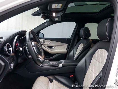 Used 2021 Mercedes-Benz GLC 300 4MATIC image 12