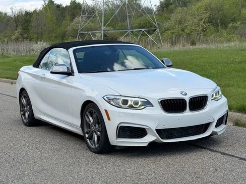 Used 2016 BMW M235i xDrive Convertible AWD/4WD image 1