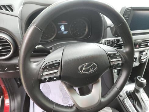 Used 2021 Hyundai Kona SEL w/ Cargo Package image 11