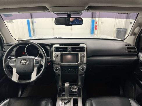 Used 2013 Toyota 4Runner Limited AWD/4WD image 10