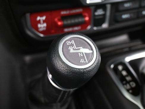 New 2026 Jeep Gladiator Willys image 19