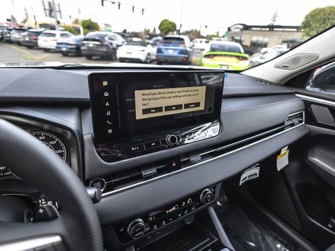 New 2026 Mitsubishi Outlander AWD image 19