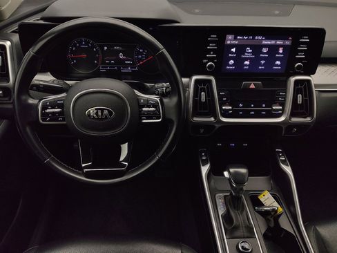 Used 2021 Kia Sorento S FWD image 22