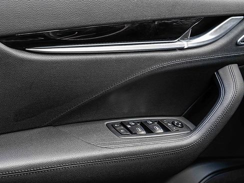 Used 2021 Maserati Levante image 14