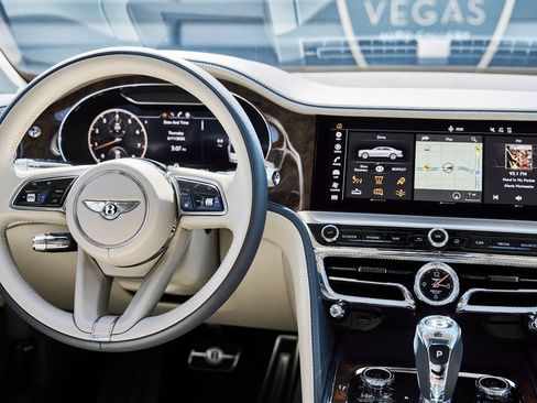 Used 2022 Bentley Flying Spur W12 AWD/4WD image 57