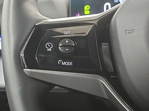 Certified 2025 BMW i5 eDrive40i w/ Premium Package RWD image 12
