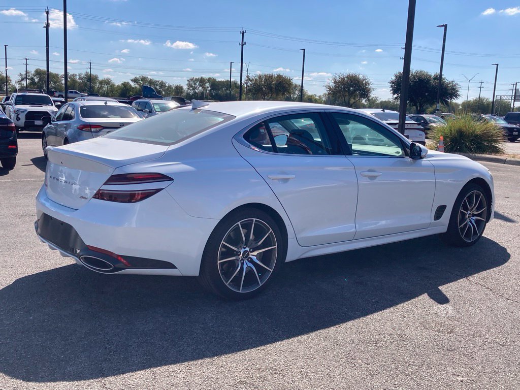 Used 2026 Genesis G70 2.5T AWD/4WD image 5