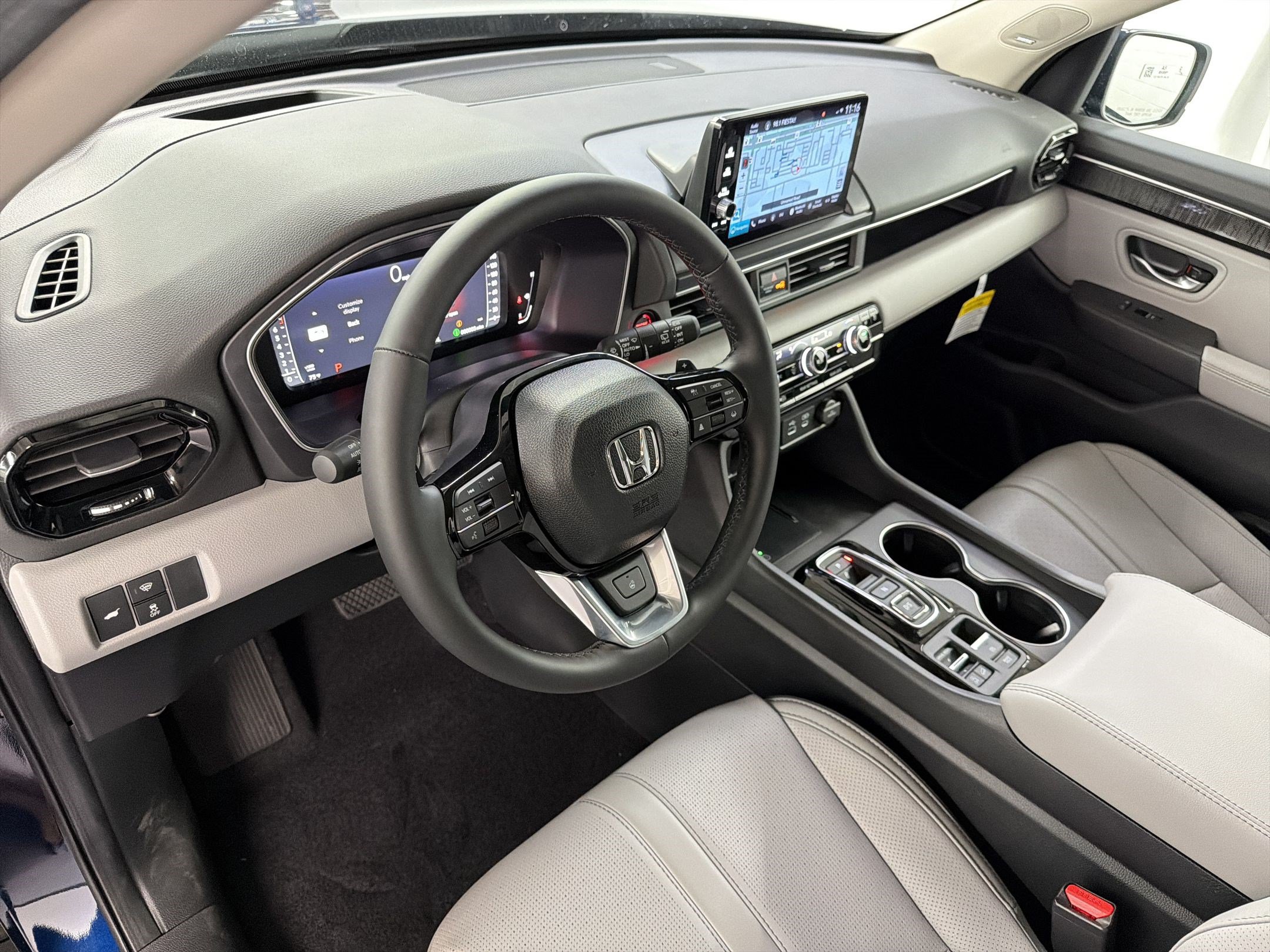 Certified 2025 Honda Pilot Elite image 4