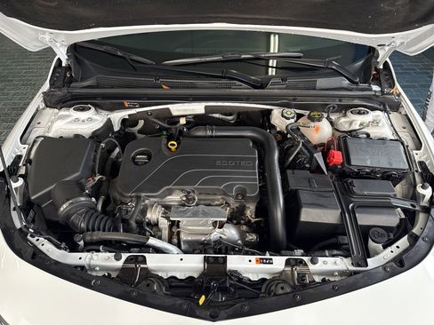 Used 2025 Chevrolet Malibu LT image 21