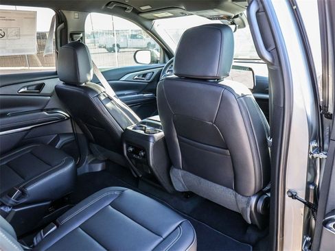 New 2026 Chevrolet Traverse LT w/ Midnight/Sport Edition image 21