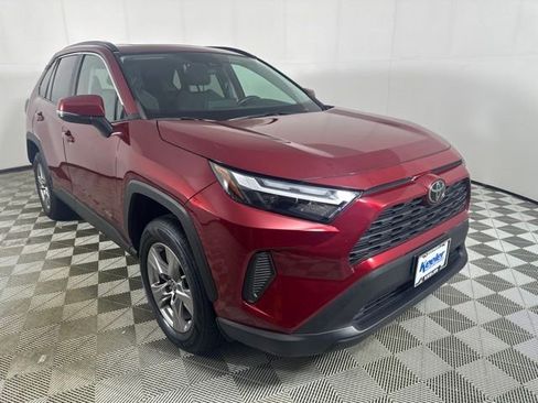 Used 2022 Toyota RAV4 XLE w/ Convenience Package AWD/4WD image 1