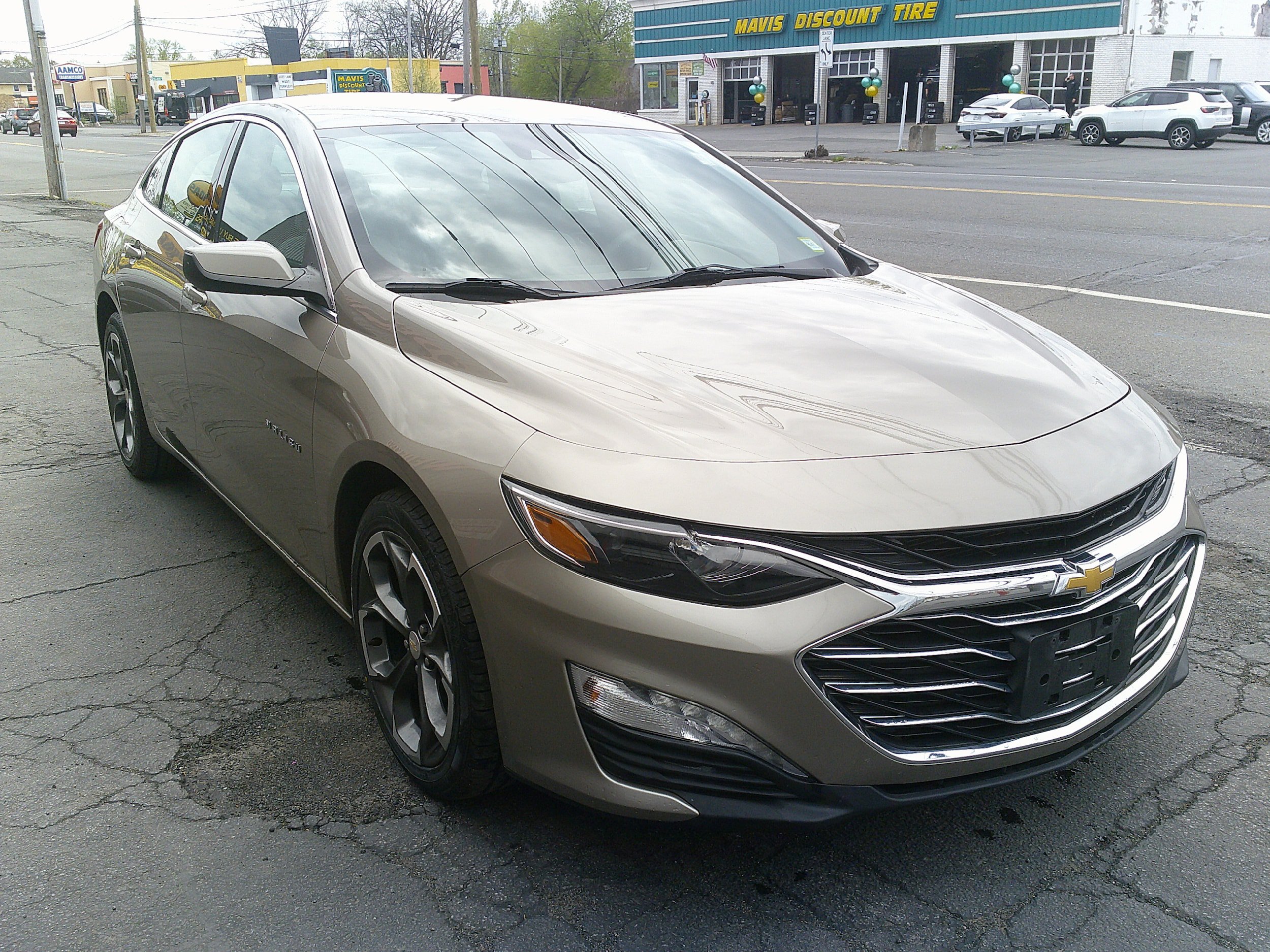 Used 2023 Chevrolet Malibu LT FWD image 8