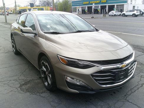 Used 2023 Chevrolet Malibu LT FWD image 8