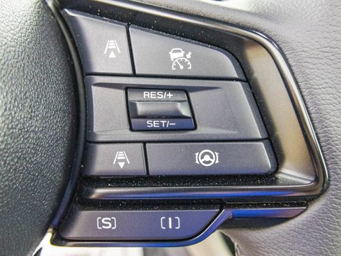 Used 2026 Subaru Forester Premium AWD/4WD image 31