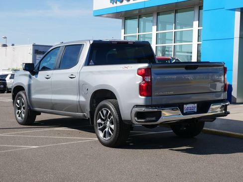 Used 2023 Chevrolet Silverado 1500 LT AWD/4WD image 5