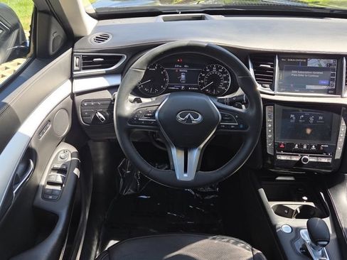 Used 2019 INFINITI QX50 Essential w/ Proactive Package AWD/4WD image 16
