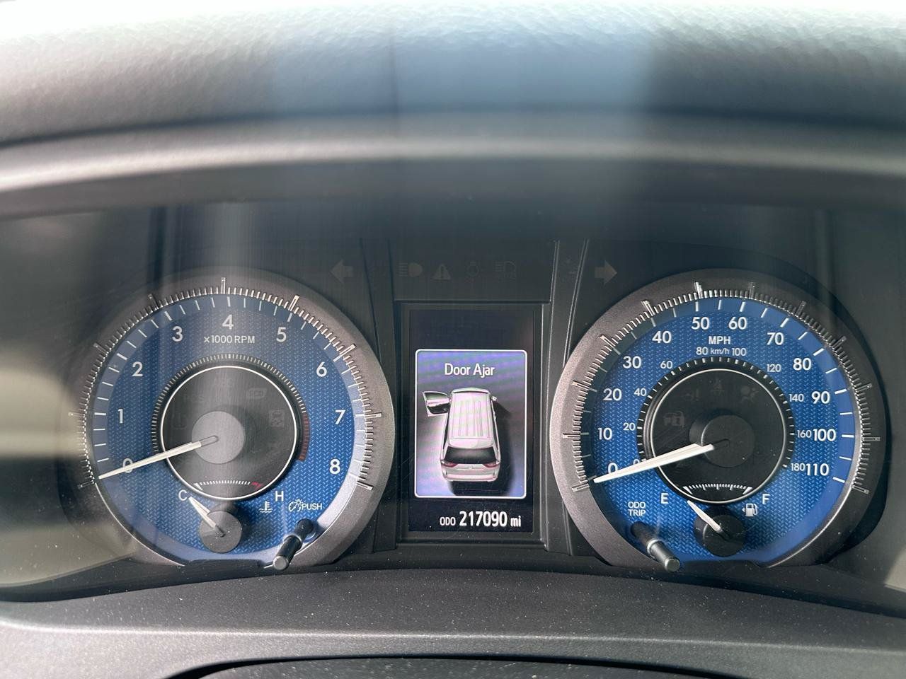 Used 2018 Toyota Sienna XLE FWD image 22