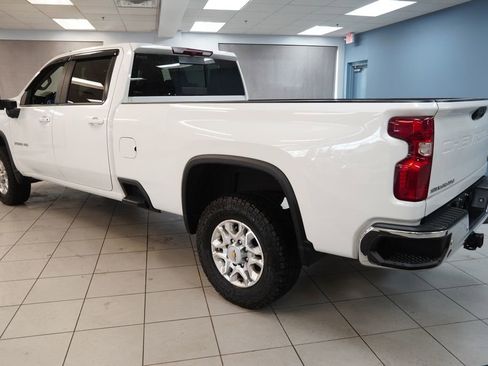 Used 2025 Chevrolet Silverado 2500 LT w/ All Star Edition AWD/4WD image 9