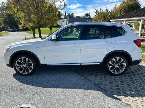 Used 2015 BMW X3 xDrive28i image 8