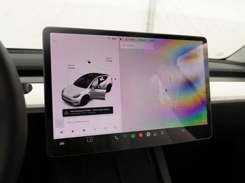 Used 2021 Tesla Model Y Performance AWD/4WD image 16