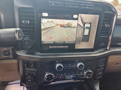 Used 2024 Ford F350 Lariat w/ Lariat Ultimate Package image 17