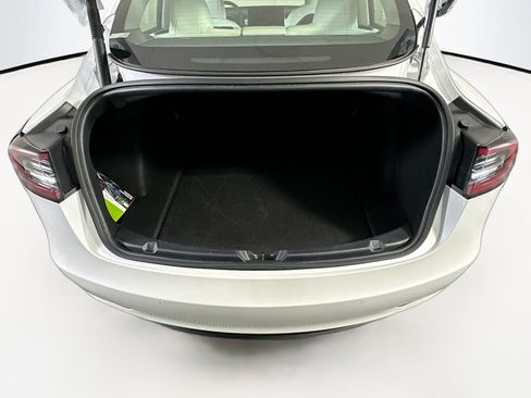 Used 2021 Tesla Model 3 Standard Range Plus RWD image 28