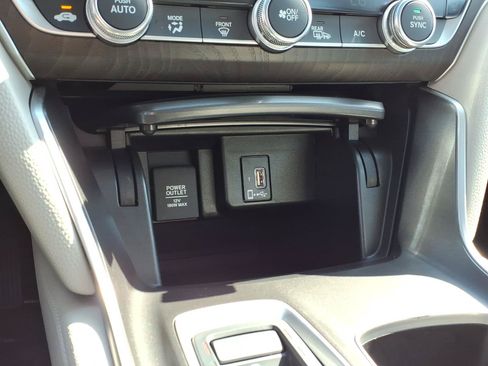 Used 2019 Honda Accord EX-L image 22