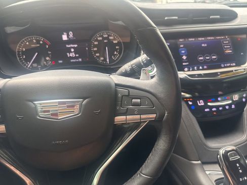 Used 2020 Cadillac XT6 Sport AWD/4WD image 30