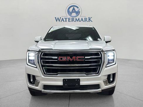 Used 2024 GMC Yukon SLT AWD/4WD image 8