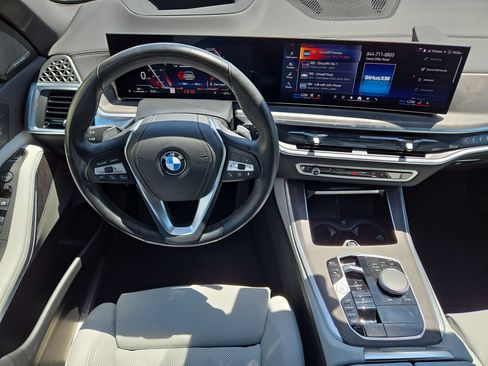 Used 2025 BMW X5 xDrive40i w/ Climate Comfort Package AWD/4WD image 14