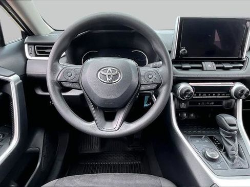 Certified 2024 Toyota RAV4 LE AWD/4WD image 6
