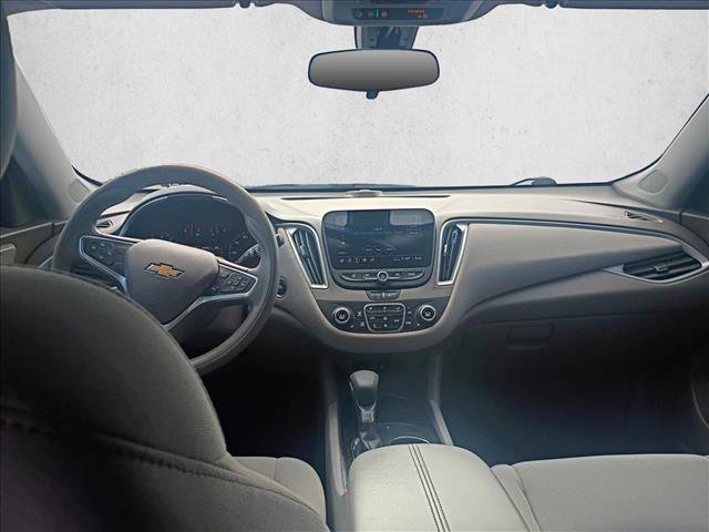 Used 2022 Chevrolet Malibu LT FWD image 16