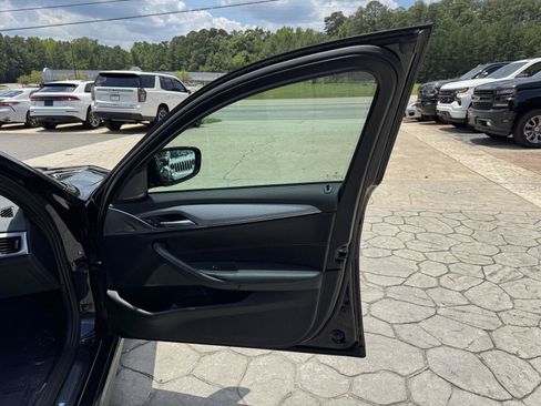 Used 2019 BMW 530i w/ M Sport Package RWD image 18